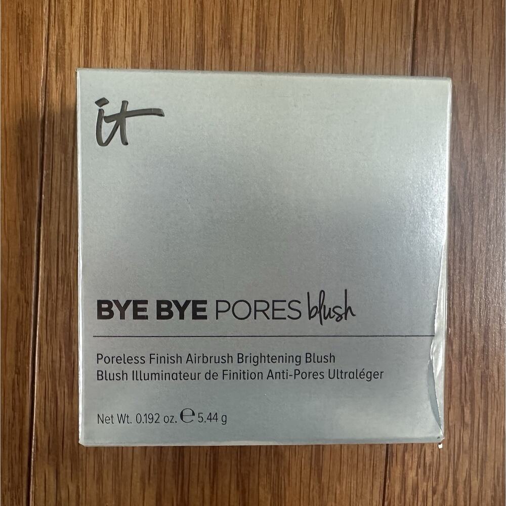 IT COSMETICS BYE BYE Pores Blush New In Box Naturally Pretty (Warm‎ Peach)